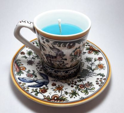 Turquoise Kaars In Vrolijk Kopje